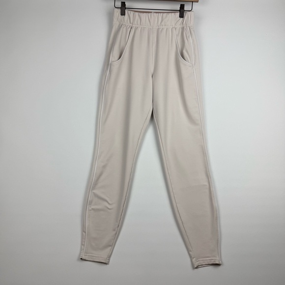 Gymshark Women’s XS Rest Day Joggers – Chalk White - Picture 1 of 9